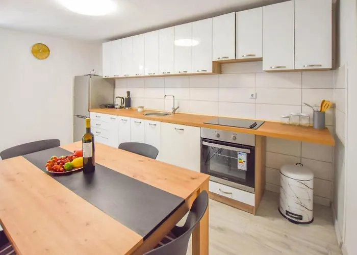 Toni Apartmán Poljana (Ugljan)